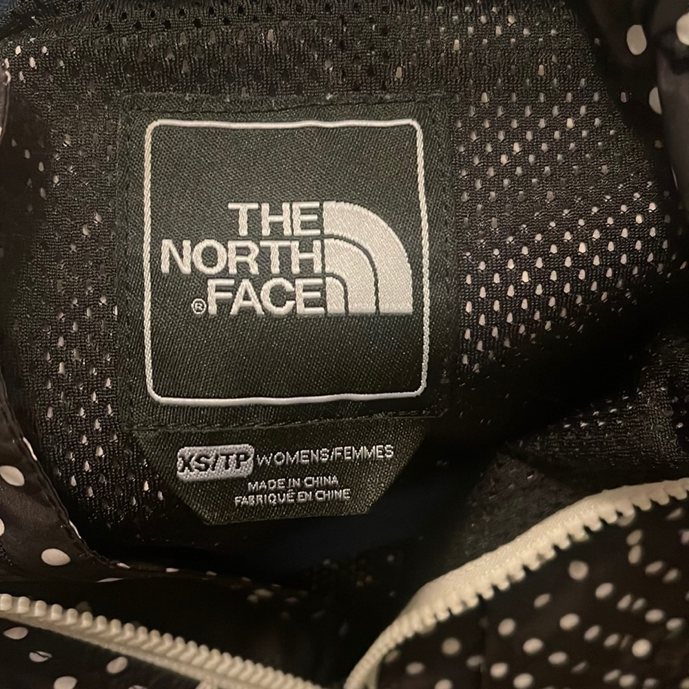 North face jacket - Picture 6 of 6